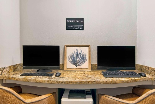 Hampton Inn By Hilton Fort Lauderdale Airport North image 45
